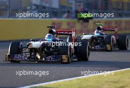 Jean-Eric Vergne (FRA), Scuderia Toro Rosso  and Daniel Ricciardo (AUS), Scuderia Toro Rosso  13.10.2013. Formula 1 World Championship, Rd 15, Japanese Grand Prix, Suzuka, Japan, Race Day.