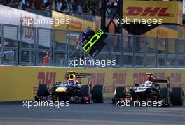 Mark Webber (AUS), Red Bull Racing and Romain Grosjean (FRA), Lotus F1 Team  13.10.2013. Formula 1 World Championship, Rd 15, Japanese Grand Prix, Suzuka, Japan, Race Day.