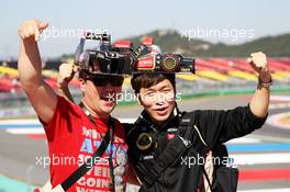 Lotus F1 Team fans. 04.10.2013. Formula 1 World Championship, Rd 14, Korean Grand Prix, Yeongam, South Korea, Practice Day.