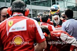 Fernando Alonso (ESP) Ferrari on the grid. 06.10.2013. Formula 1 World Championship, Rd 14, Korean Grand Prix, Yeongam, South Korea, Race Day.