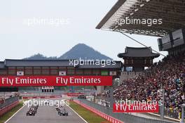 The start of the race. 06.10.2013. Formula 1 World Championship, Rd 14, Korean Grand Prix, Yeongam, South Korea, Race Day.