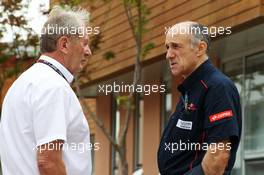 (L to R): Dr Helmut Marko (AUT) Red Bull Motorsport Consultant with Franz Tost (AUT) Scuderia Toro Rosso Team Principal. 06.10.2013. Formula 1 World Championship, Rd 14, Korean Grand Prix, Yeongam, South Korea, Race Day.