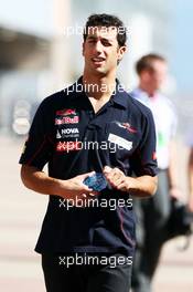 Daniel Ricciardo (AUS) Scuderia Toro Rosso. 04.10.2013.  Formula 1 World Championship, Rd 14, Korean Grand Prix, Yeongam, South Korea, Preparation Day.