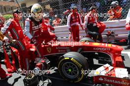 Fernando Alonso (ESP) Ferrari F138 on the grid. 26.05.2013. Formula 1 World Championship, Rd 6, Monaco Grand Prix, Monte Carlo, Monaco, Race Day.