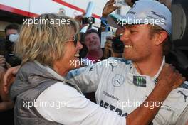 Race winner Nico Rosberg (GER) Mercedes AMG F1 celebrates with his mother and the team. 26.05.2013. Formula 1 World Championship, Rd 6, Monaco Grand Prix, Monte Carlo, Monaco, Race Day.