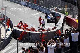 Marshals repair the damaged airfence after Pastor Maldonado (VEN) Williams FW35 crashed and stopped the race. 26.05.2013. Formula 1 World Championship, Rd 6, Monaco Grand Prix, Monte Carlo, Monaco, Race Day.