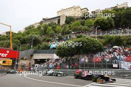 Daniel Ricciardo (AUS) Scuderia Toro Rosso STR8 leads Nico Rosberg (GER) Mercedes AMG F1 W04 and Lewis Hamilton (GBR) Mercedes AMG F1 W04. 25.05.2013. Formula 1 World Championship, Rd 6, Monaco Grand Prix, Monte Carlo, Monaco, Qualifying Day