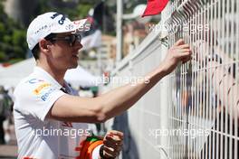 Adrian Sutil (GER) Sahara Force India F1 signs autographs for the fans. 26.05.2013. Formula 1 World Championship, Rd 6, Monaco Grand Prix, Monte Carlo, Monaco, Race Day.