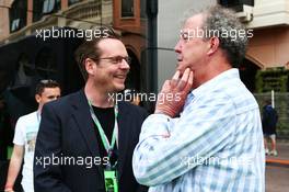 (L to R): Jason Barlow (GBR) Motoring Journalist and Broadcaster, with Jeremy Clarkson (GBR) Top Gear TV Presenter. 25.05.2013. Formula 1 World Championship, Rd 6, Monaco Grand Prix, Monte Carlo, Monaco, Qualifying Day