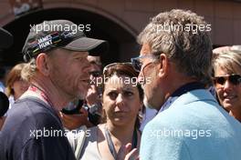 (L to R): Ron Howard (USA) Film Director with Eddie Jordan (IRE) BBC Television Pundit. 26.05.2013. Formula 1 World Championship, Rd 6, Monaco Grand Prix, Monte Carlo, Monaco, Race Day.
