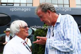 (L to R): Bernie Ecclestone (GBR) CEO Formula One Group (FOM) with Jeremy Clarkson (GBR) Top Gear TV Presenter. 25.05.2013. Formula 1 World Championship, Rd 6, Monaco Grand Prix, Monte Carlo, Monaco, Qualifying Day