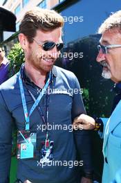 Andre Villas-Boas (POR) Tottenham Hotspur Manager with Eddie Jordan (IRE) BBC Television Pundit. 26.05.2013. Formula 1 World Championship, Rd 6, Monaco Grand Prix, Monte Carlo, Monaco, Race Day.