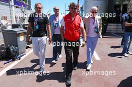Graeme Lowdon (GBR) Marussia F1 Team Chief Executive Officer with Alan Pardew (GBR) Newcastle FC Manager (Right). 26.05.2013. Formula 1 World Championship, Rd 6, Monaco Grand Prix, Monte Carlo, Monaco, Race Day.