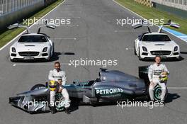 (L to R): Lewis Hamilton (GBR) Mercedes AMG F1 and team mate Nico Rosberg (GER) Mercedes AMG F1 with the new Mercedes AMG F1 W04. 04.02.2013. Mercedes AMG F1 W04 Launch, Jerez, Spain.