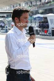 Thomas Senecal (FRA), Canal+ TV Presenter 22.03.2013. Formula 1 World Championship, Rd 2, Malaysian Grand Prix, Sepang, Malaysia, Friday.