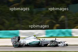 Lewis Hamilton (GBR) Mercedes AMG F1 W04. 23.03.2013. Formula 1 World Championship, Rd 2, Malaysian Grand Prix, Sepang, Malaysia, Saturday.