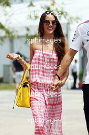 Jessica Michibata (JPN) with boyfriend Jenson Button (GBR) McLaren. 24.03.2013. Formula 1 World Championship, Rd 2, Malaysian Grand Prix, Sepang, Malaysia, Sunday.
