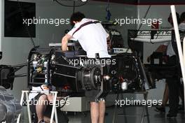 Sauber C32 is prepared in the pits. 21.03.2013. Formula 1 World Championship, Rd 2, Malaysian Grand Prix, Sepang, Malaysia, Thursday.