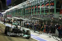 Lewis Hamilton (GBR) Mercedes AMG F1 W04 leaves the pits. 20.09.2013. Formula 1 World Championship, Rd 13, Singapore Grand Prix, Singapore, Singapore, Practice Day.