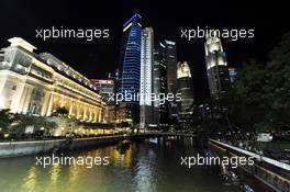 Scenic Singapore skyline. 20.09.2013. Formula 1 World Championship, Rd 13, Singapore Grand Prix, Singapore, Singapore, Practice Day.