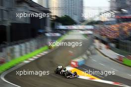 Esteban Gutierrez (MEX) Sauber C32. 20.09.2013. Formula 1 World Championship, Rd 13, Singapore Grand Prix, Singapore, Singapore, Practice Day.