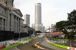 Kimi Raikkonen (FIN) Lotus F1 E21. 20.09.2013. Formula 1 World Championship, Rd 13, Singapore Grand Prix, Singapore, Singapore, Practice Day.