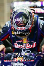 Sebastian Vettel (GER) Red Bull Racing RB9. 20.09.2013. Formula 1 World Championship, Rd 13, Singapore Grand Prix, Singapore, Singapore, Practice Day.