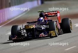 Daniel Ricciardo (AUS), Scuderia Toro Rosso  20.09.2013. Formula 1 World Championship, Rd 13, Singapore Grand Prix, Singapore, Singapore, Practice Day.