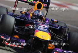 Sebastian Vettel (GER), Red Bull Racing  20.09.2013. Formula 1 World Championship, Rd 13, Singapore Grand Prix, Singapore, Singapore, Practice Day.