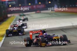 Daniel Ricciardo (AUS) Scuderia Toro Rosso STR8. 22.09.2013. Formula 1 World Championship, Rd 13, Singapore Grand Prix, Singapore, Singapore, Race Day.