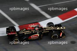 Kimi Raikkonen (FIN) Lotus F1 E21. 21.09.2013. Formula 1 World Championship, Rd 13, Singapore Grand Prix, Singapore, Singapore, Qualifying Day.