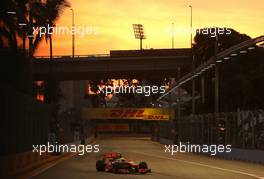 Sergio Perez (MEX), McLaren Mercedes  21.09.2013. Formula 1 World Championship, Rd 13, Singapore Grand Prix, Singapore, Singapore, Qualifying Day.