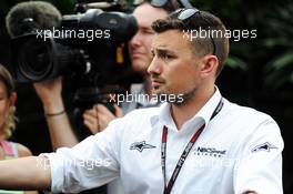 Will Buxton (GBR) NBS Sports Network TV Presenter. 19.09.2013. Formula 1 World Championship, Rd 13, Singapore Grand Prix, Singapore, Singapore, Preparation Day.