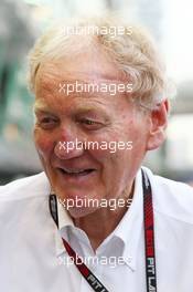 Ron Walker (AUS) Chairman of the Australian GP Corporation. 19.09.2013. Formula 1 World Championship, Rd 13, Singapore Grand Prix, Singapore, Singapore, Preparation Day.