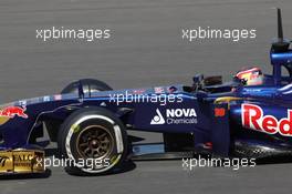 Daniil Kvyat (RUS) Scuderia Toro Rosso STR8 Test Driver. 19.07.2013. Formula One Young Drivers Test, Day 3, Silverstone, England.