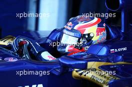 Daniil Kvyat (RUS) Scuderia Toro Rosso STR8 Test Driver. 19.07.2013. Formula One Young Drivers Test, Day 3, Silverstone, England.