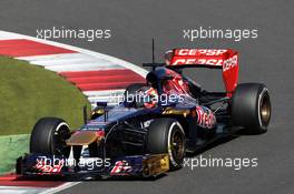 Daniil Kvyat (RUS) Scuderia Toro Rosso STR8 Test Driver. 19.07.2013. Formula One Young Drivers Test, Day 3, Silverstone, England.