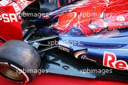 Scuderia Toro Rosso STR8 exhaust and rear suspension detail. 04.02.2013. Scuderia Toro Rosso STR8 Launch, Jerez, Spain.