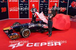 Daniel Ricciardo (AUS) Scuderia Toro Rosso and Jean-Eric Vergne (FRA) Scuderia Toro Rosso unveil the Scuderia Toro Rosso STR8. 04.02.2013. Scuderia Toro Rosso STR8 Launch, Jerez, Spain.