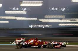 Fernando Alonso (ESP) Ferrari F138. 01.11.2013. Formula 1 World Championship, Rd 17, Abu Dhabi Grand Prix, Yas Marina Circuit, Abu Dhabi, Practice Day.