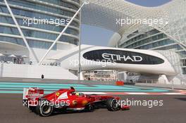 Felipe Massa (BRA) Ferrari F138. 01.11.2013. Formula 1 World Championship, Rd 17, Abu Dhabi Grand Prix, Yas Marina Circuit, Abu Dhabi, Practice Day.