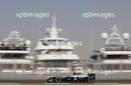 Pastor Maldonado (VEN) Williams FW35. 01.11.2013. Formula 1 World Championship, Rd 17, Abu Dhabi Grand Prix, Yas Marina Circuit, Abu Dhabi, Practice Day.
