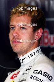 Sebastian Vettel (GER) Red Bull Racing. 01.11.2013. Formula 1 World Championship, Rd 17, Abu Dhabi Grand Prix, Yas Marina Circuit, Abu Dhabi, Practice Day.