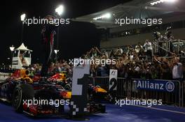 1st place Sebastian Vettel (GER) Red Bull Racing, 2nd place Mark Webber (AUS) Red Bull Racing. 03.11.2013. Formula 1 World Championship, Rd 17, Abu Dhabi Grand Prix, Yas Marina Circuit, Abu Dhabi, Race Day.
