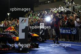 1st place Sebastian Vettel (GER) Red Bull Racing, 2nd place Mark Webber (AUS) Red Bull Racing. 03.11.2013. Formula 1 World Championship, Rd 17, Abu Dhabi Grand Prix, Yas Marina Circuit, Abu Dhabi, Race Day.