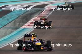 Mark Webber (AUS) Red Bull Racing RB9. 03.11.2013. Formula 1 World Championship, Rd 17, Abu Dhabi Grand Prix, Yas Marina Circuit, Abu Dhabi, Race Day.