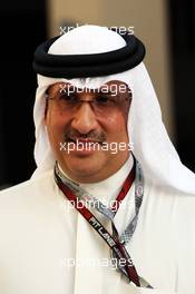 Sheikh Mohammed bin Essa Al Khalifa (BRN) CEO of the Bahrain Economic Development Board. 02.11.2013. Formula 1 World Championship, Rd 17, Abu Dhabi Grand Prix, Yas Marina Circuit, Abu Dhabi, Qualifying Day.