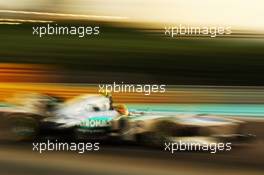 Lewis Hamilton (GBR) Mercedes AMG F1 W04. 02.11.2013. Formula 1 World Championship, Rd 17, Abu Dhabi Grand Prix, Yas Marina Circuit, Abu Dhabi, Qualifying Day.