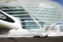 Jenson Button (GBR) McLaren MP4-28. 02.11.2013. Formula 1 World Championship, Rd 17, Abu Dhabi Grand Prix, Yas Marina Circuit, Abu Dhabi, Qualifying Day.