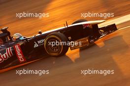 Jean-Eric Vergne (FRA), Scuderia Toro Rosso   02.11.2013. Formula 1 World Championship, Rd 17, Abu Dhabi Grand Prix, Yas Marina Circuit, Abu Dhabi, Qualifying Day.